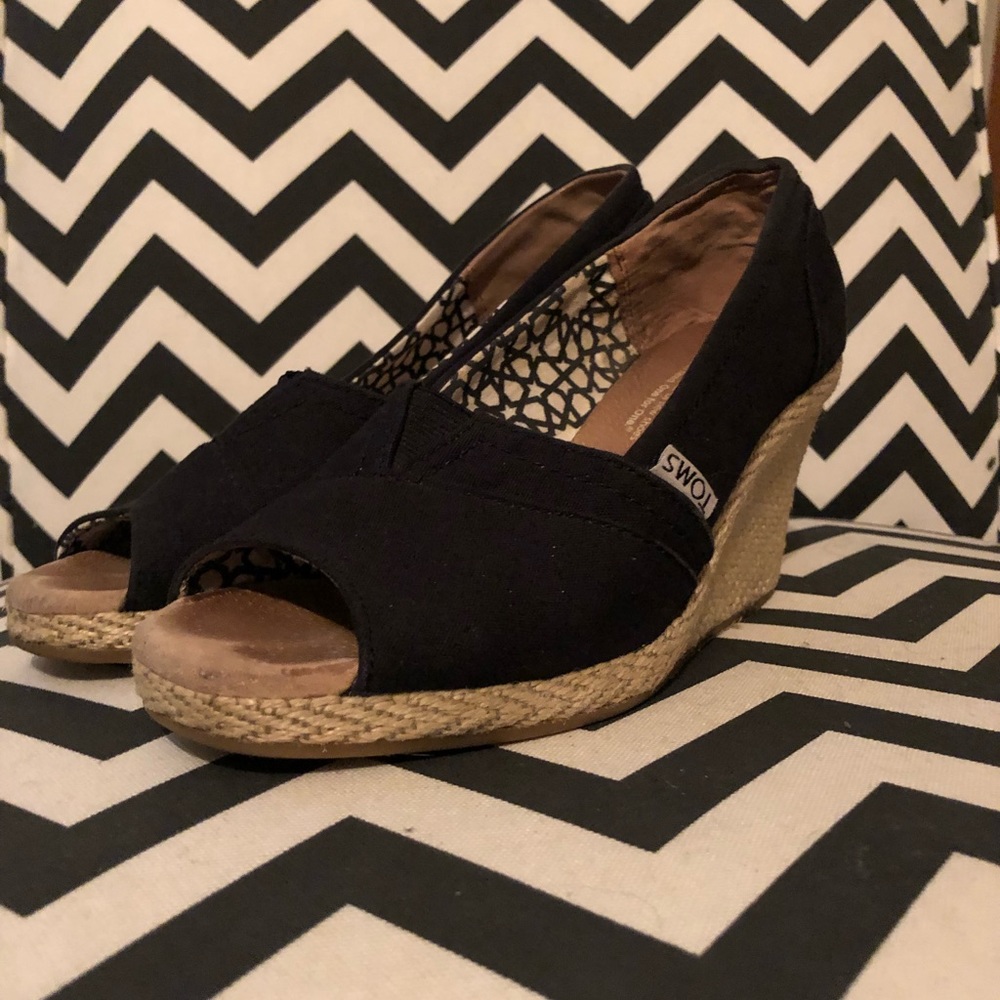 Toms peep toe wedges